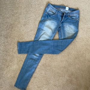 Super skinny super low waist light wash jeans